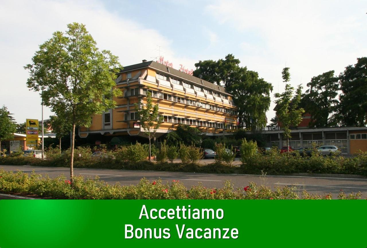 Ai Ronchi Motor Hotel Brescia Bagian luar foto