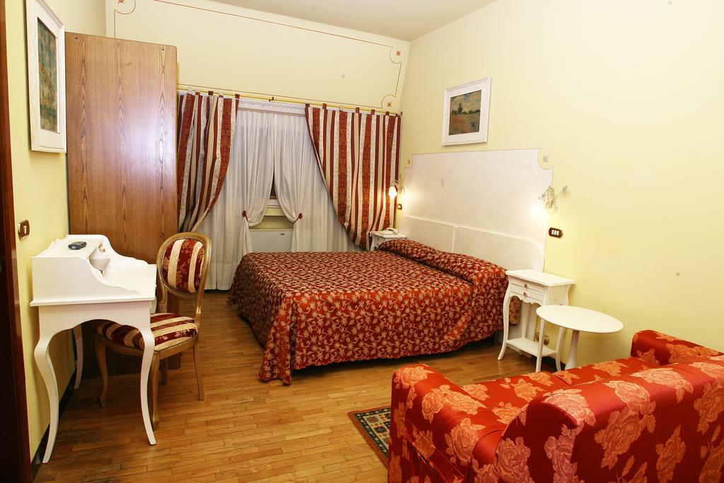 Ai Ronchi Motor Hotel Brescia Ruang foto