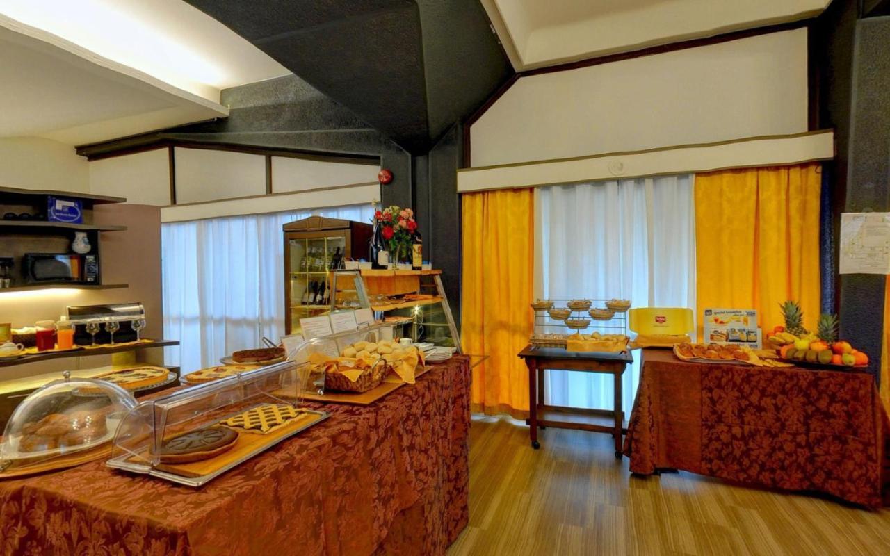 Ai Ronchi Motor Hotel Brescia Bagian luar foto
